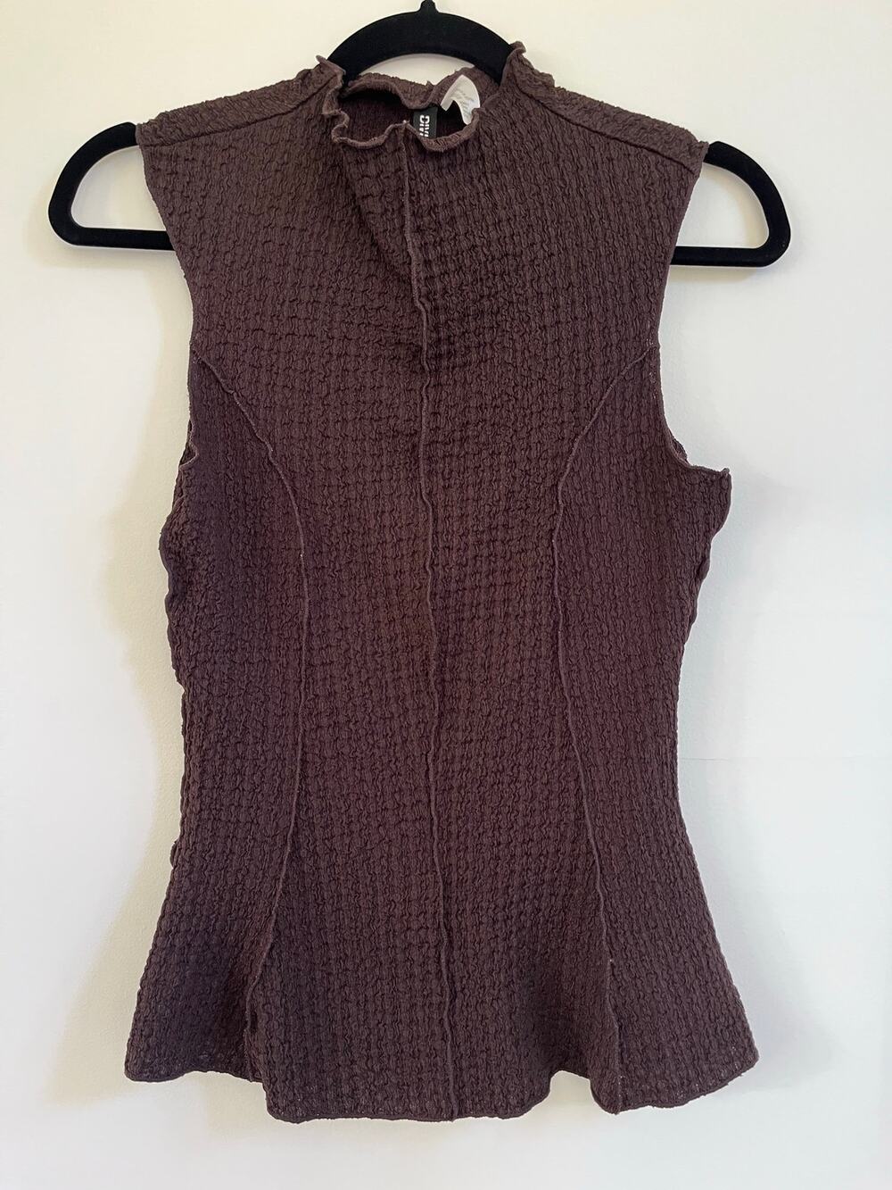 H&M Divided Overlock Textured Peplum Women’s Top Brown Sleeveless Mock Neck Sz M
